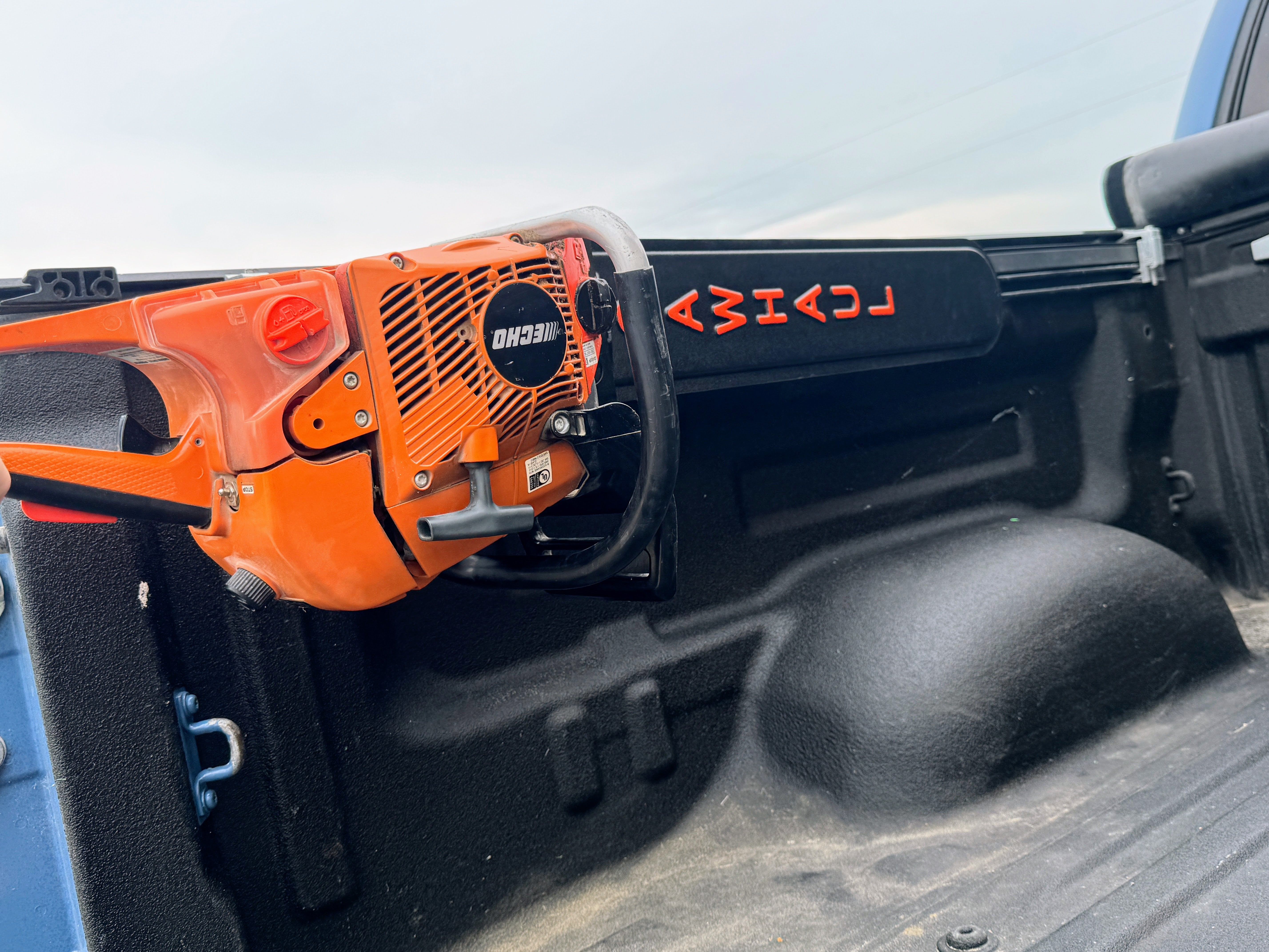 SawHaul Snap-Lok Rotating Mount for Toyota Truck Bedrails