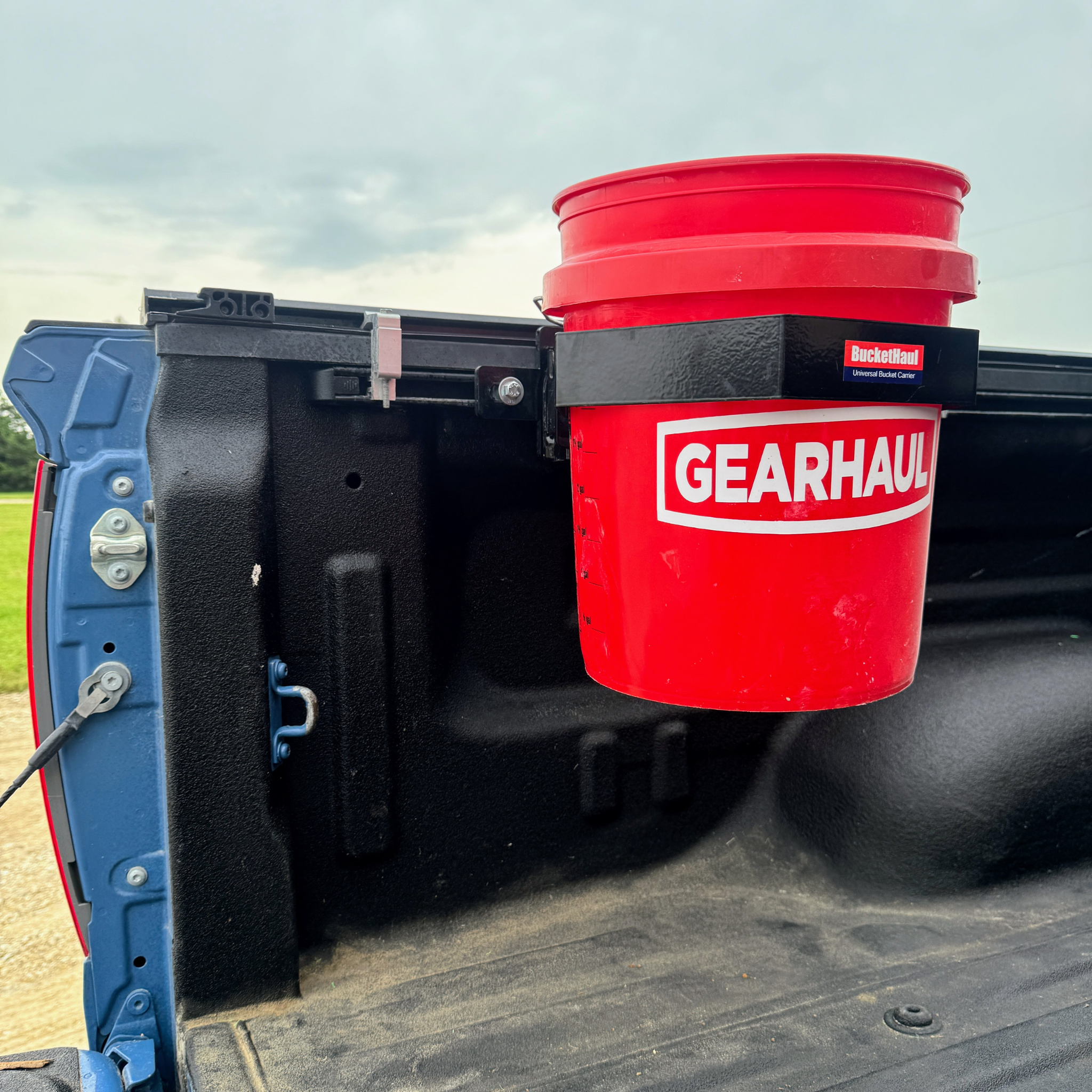 BucketHaul Snap-Lok Rotating Mount for Toyota Truck Bedrail