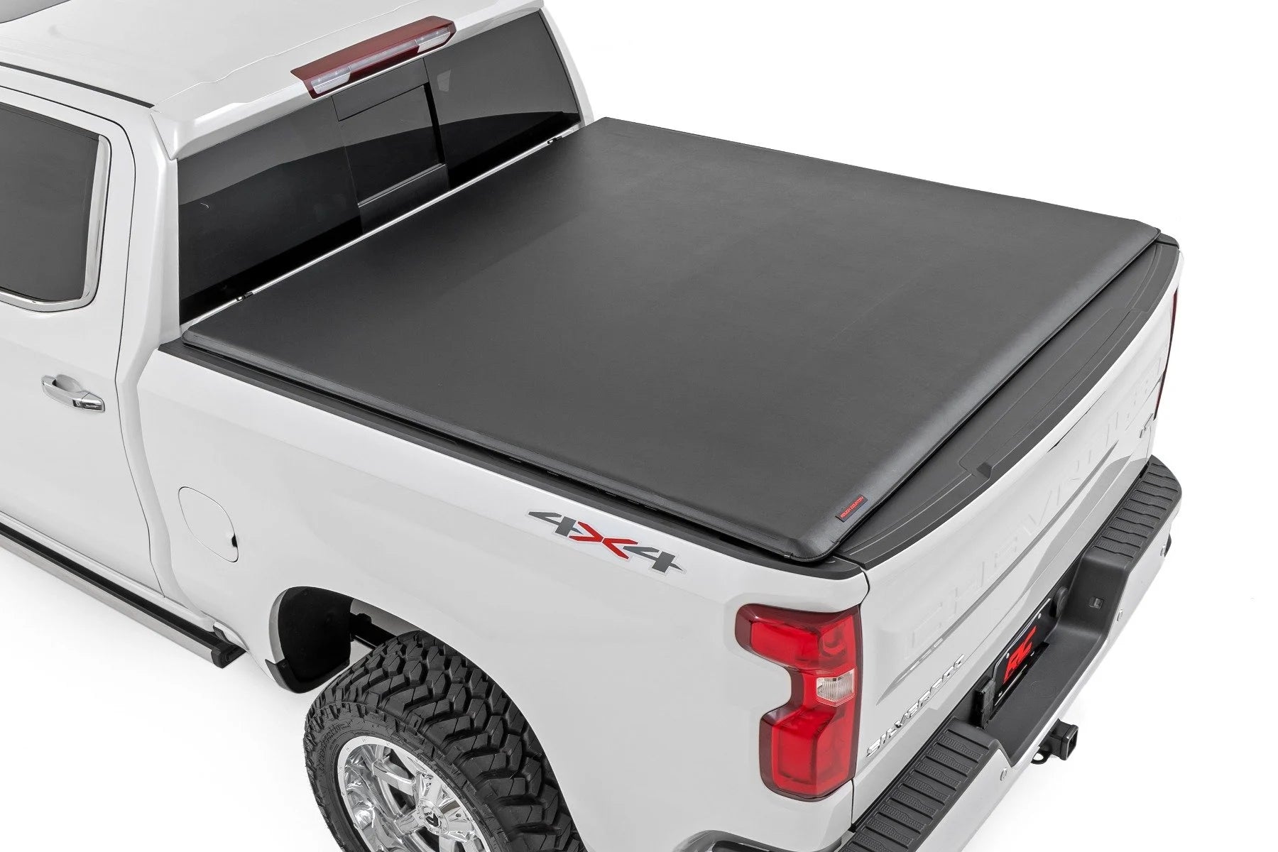 Soft Roll Up Bed Cover Chevy/GMC Sierra 1500 (19-26)/Silverado 1500 (19-26)