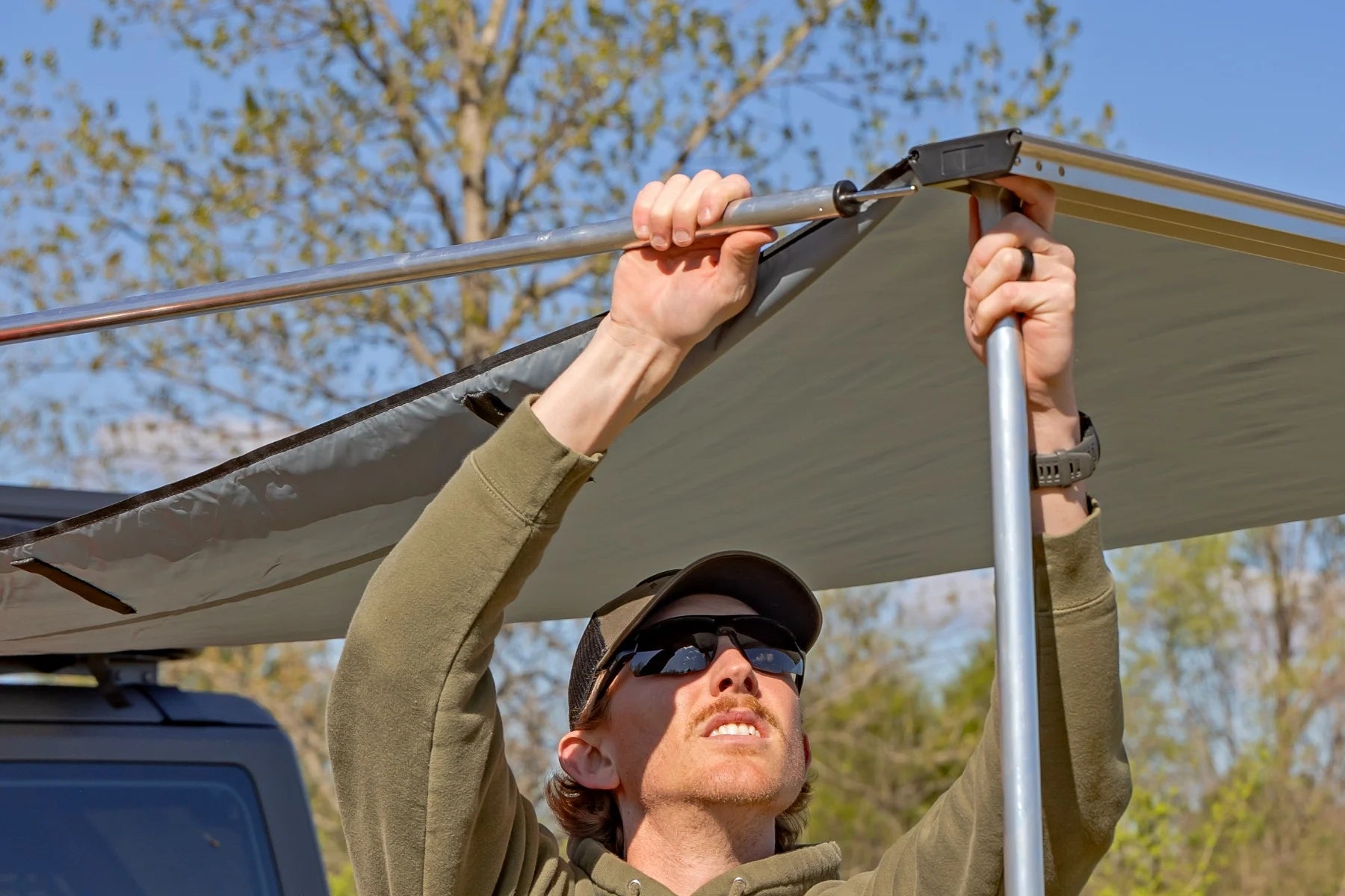 Retractable Roof Rack Awning 6'6" x 9'8" (Fits Trucks & SUVs)