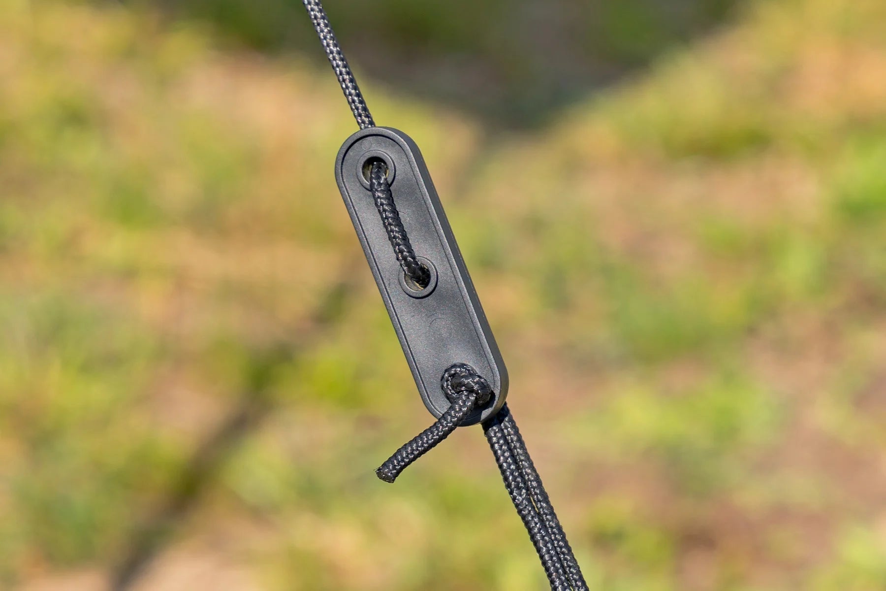 Retractable Roof Rack Awning 6'6" x 9'8" (Fits Trucks & SUVs)